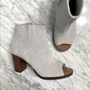 TOMS booties!  BRAND NEW and NEVER WORN🤩